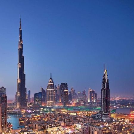 Dxb Hostel Near Adcb Metro Station Дубай Екстериор снимка