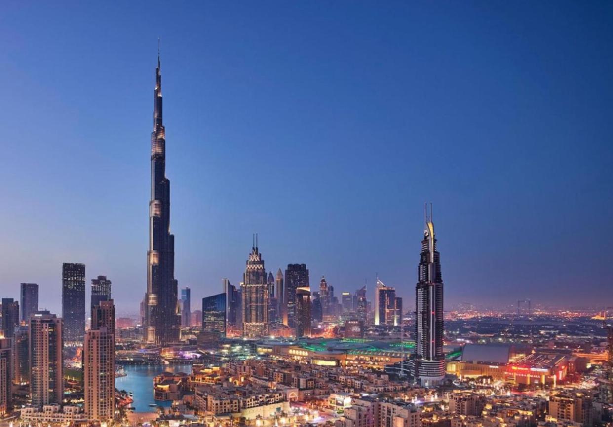 Dxb Hostel Near Adcb Metro Station Дубай Екстериор снимка